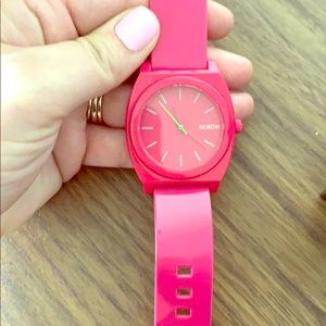 Women’s Nixon watch hot punk! Super cute